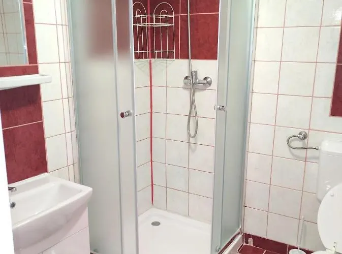 Vendeghaz Pensjonat Eger